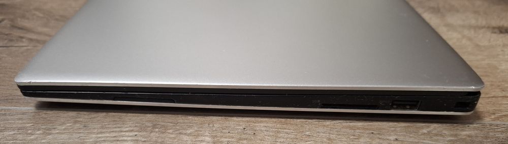 Лаптоп Dell XPS 13 9360 Нова Батерия