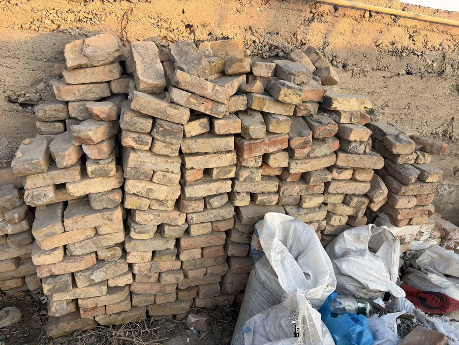 кірпіш буу…………..