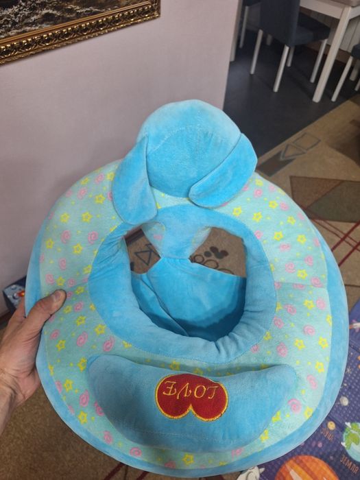 Продам сиденье для малыша.