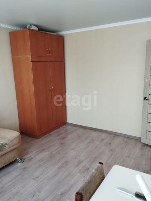 Продам 2-х комн в общежитии