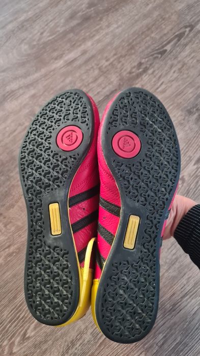 Адидас дамски ботуши от Германия