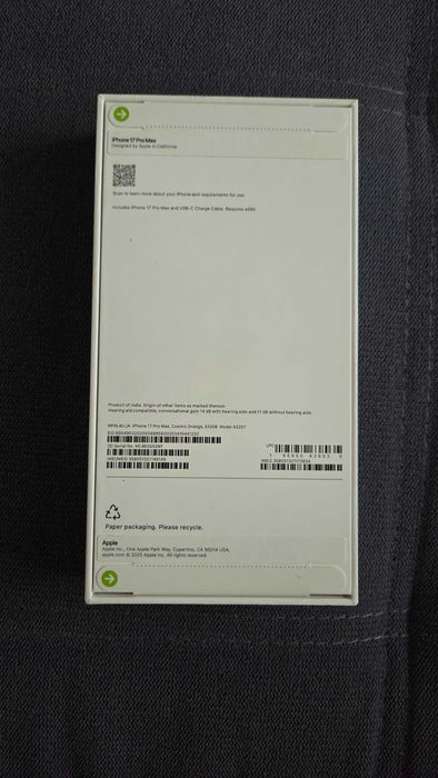 Оранжевый iPhone 17 Pro Max 512GB