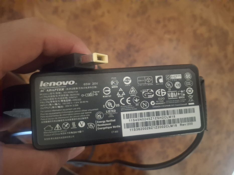 зарядник для ноутбука, Lenovo 65w жёлтый наконечник