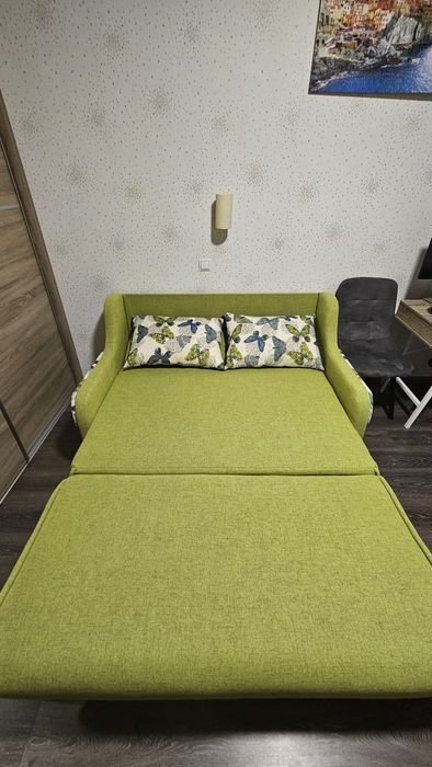 Vand URGENT canapea extensibila