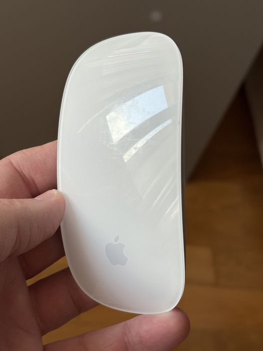Apple Magic Mouse 2 A1657  lightning defect