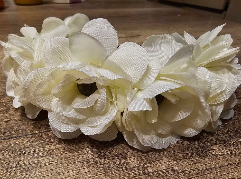 Bentita cu flori mari