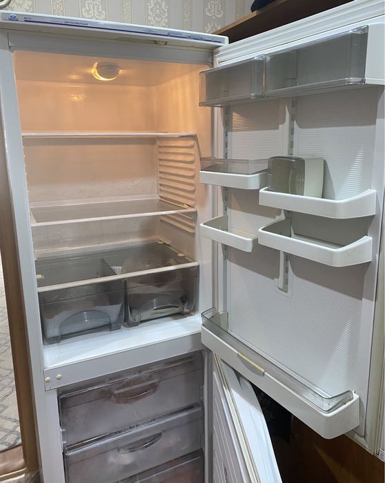 Продам холодильник