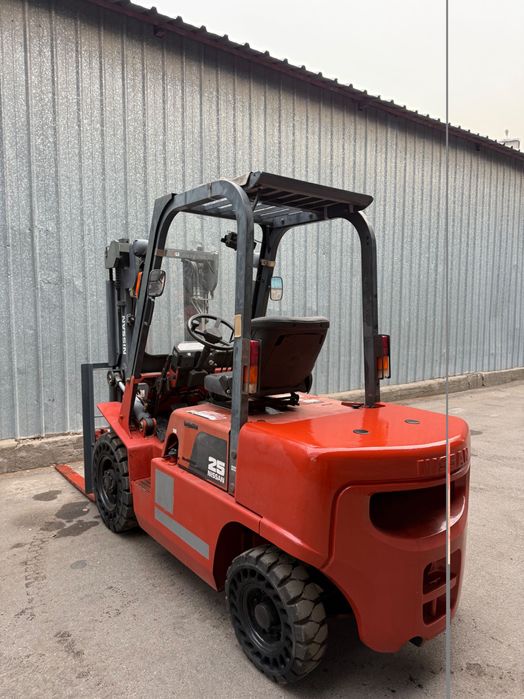 Вилочный Погрузчик Nissan PJ02