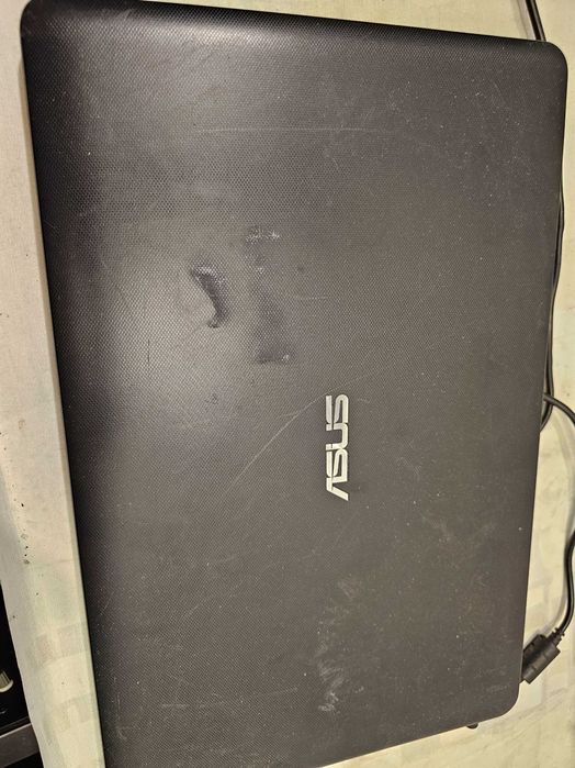 Asus F751S "17 display Laptop