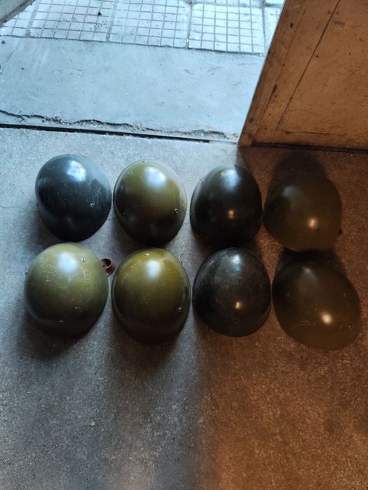 Военна каска нова