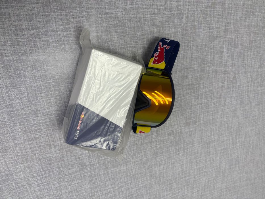 Ochelari Red Bull Spect nou-nouți – sigilați, model nou 2025