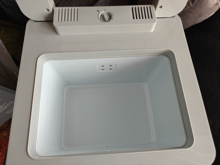 Igloo IH45 12/230V, 43 Л Гаранция Хладилна кутия с Компресор, Преносим Хладилник