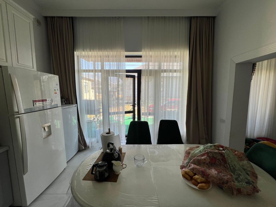 Дом за музеем!!!