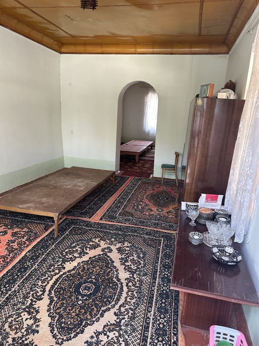 Водилда Ховли уй жой сотилади 8 сотих.