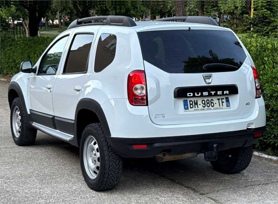 Dacia DUSTER 4x4 an 2013 -1.5 Diesel-EURO 5-Model INALTAT- Super INGRIJITA