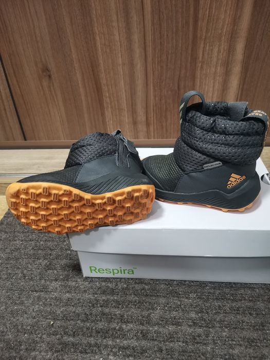 Ботуши Адидас 21 номер