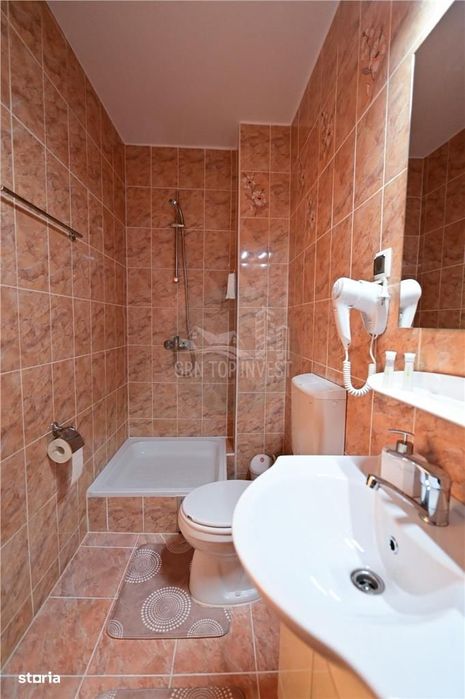 Grup 2 apartamente pivnita zona Centrala