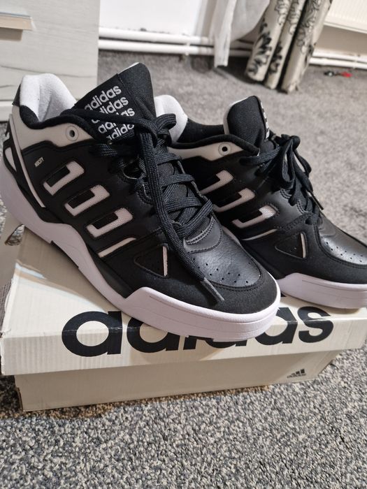 Adidas midcity low