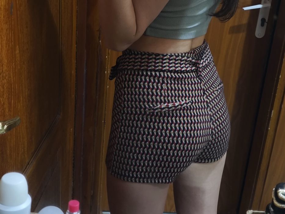 Дамски къси гащи Bershka / есенно-зимни