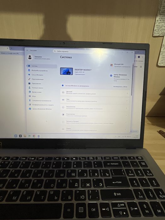 Ноутбук acer с установленное Windows11