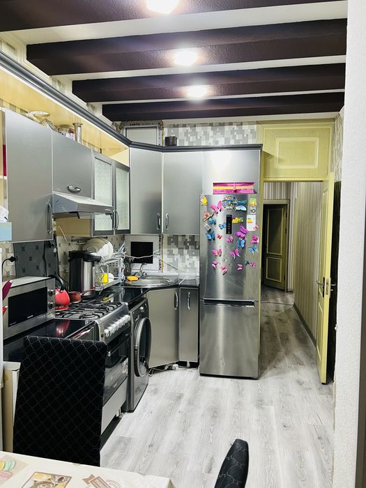 Продается квартира 3 комнатное