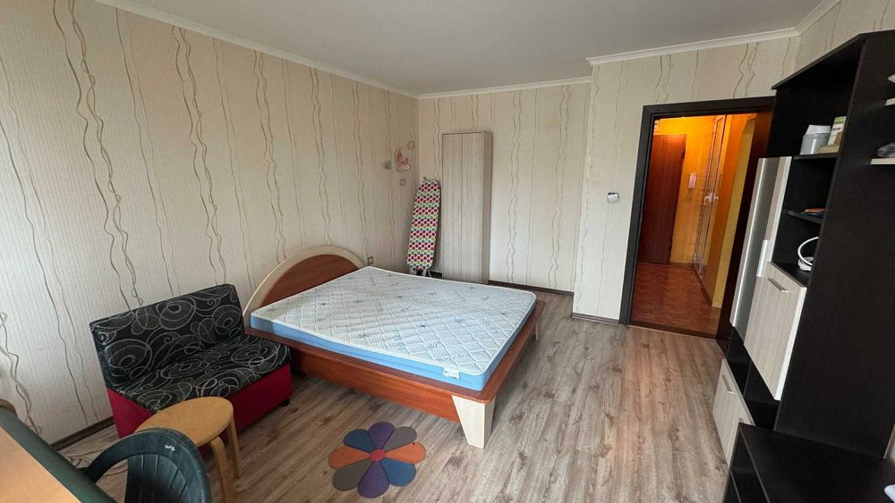 Двустаен ап. под наем в кв. Младост 3