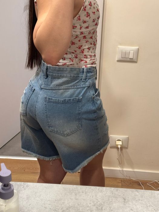 Vand jeans born in Brooklyn