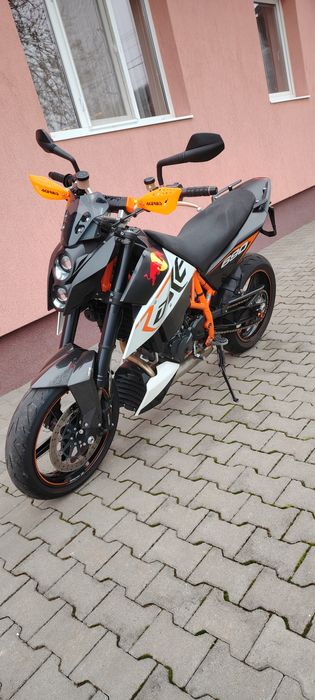 KTM Duke R  690,2010  stare impecabila!