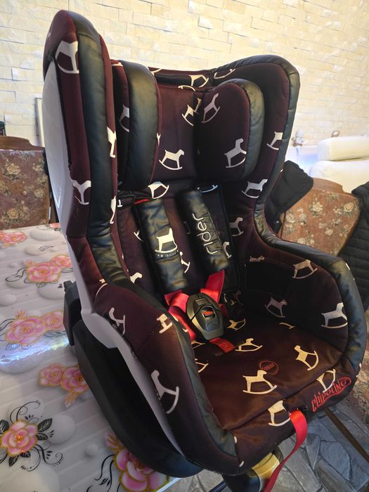 Isofix VIP Chipolino детско столче