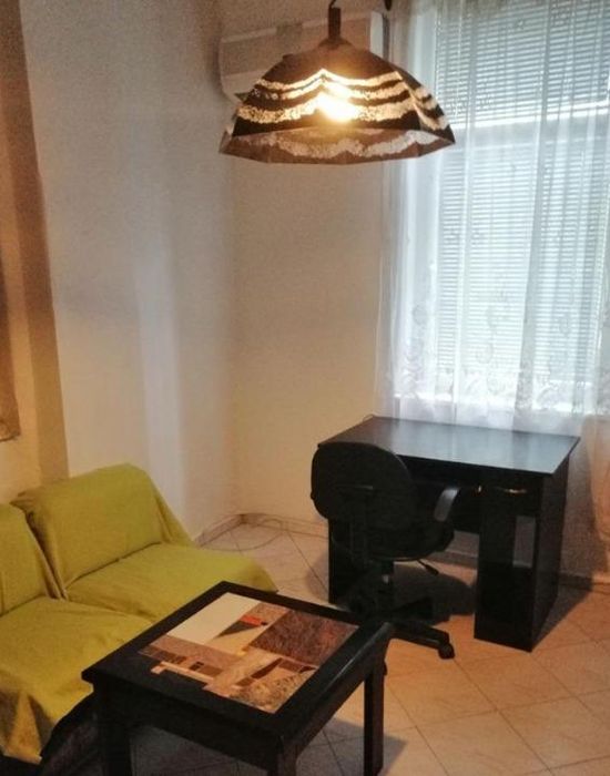 Дава се под наем Етаж от къща в Пловдив, Център - 98 кв.м за 459 € - Снимка #2