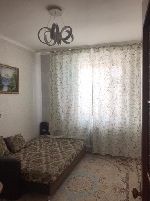 Продам квартиру 3-х комнатную