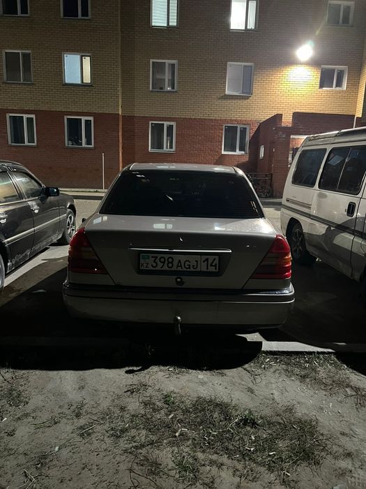 Mercedes - Benz.