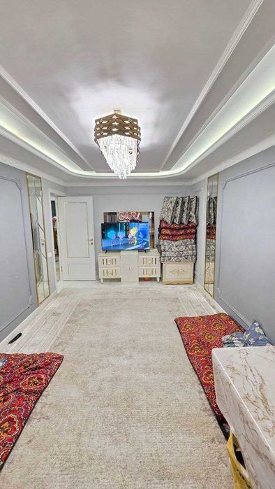 Продается Квартира Сотилади Чиланзар 22квартал, 3*4/4/4. Евроремонт.