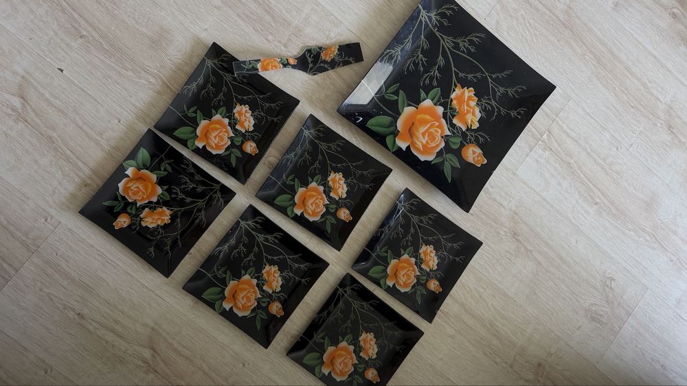 Набор тарелок 8 предметов