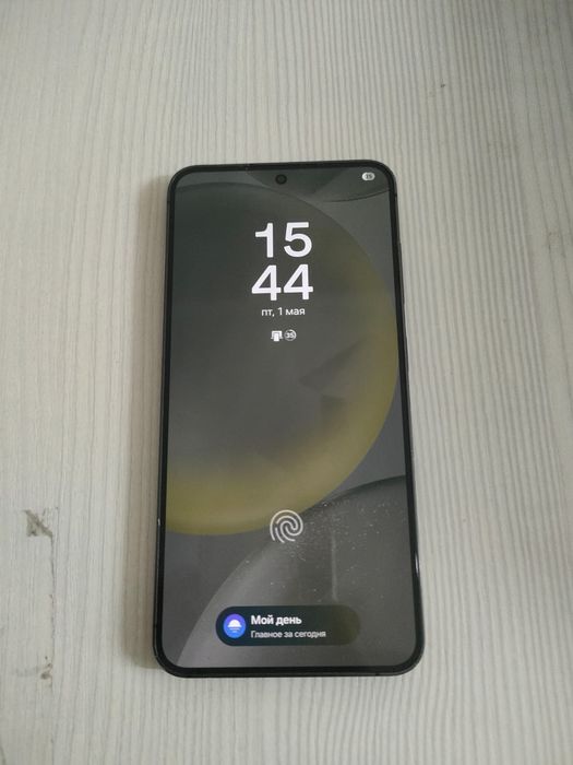 Samsung S24 8/256