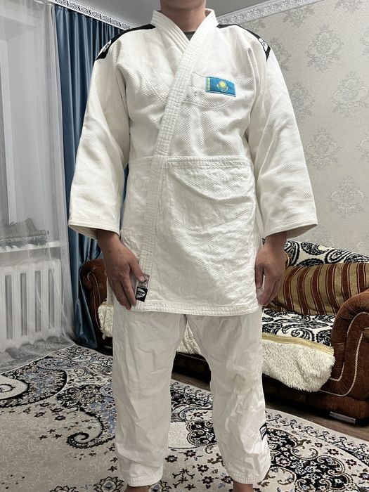 Кимоно для дзюдо……..