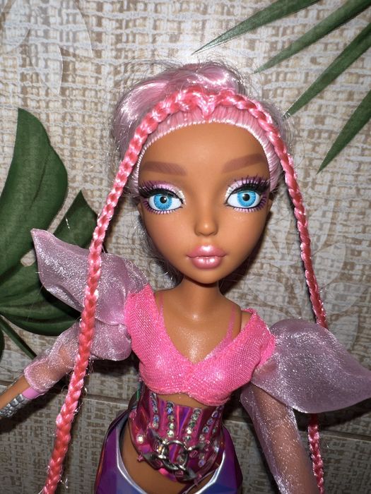 Papusa Mermaze Mermaidz - Mermaid Fashion Doll