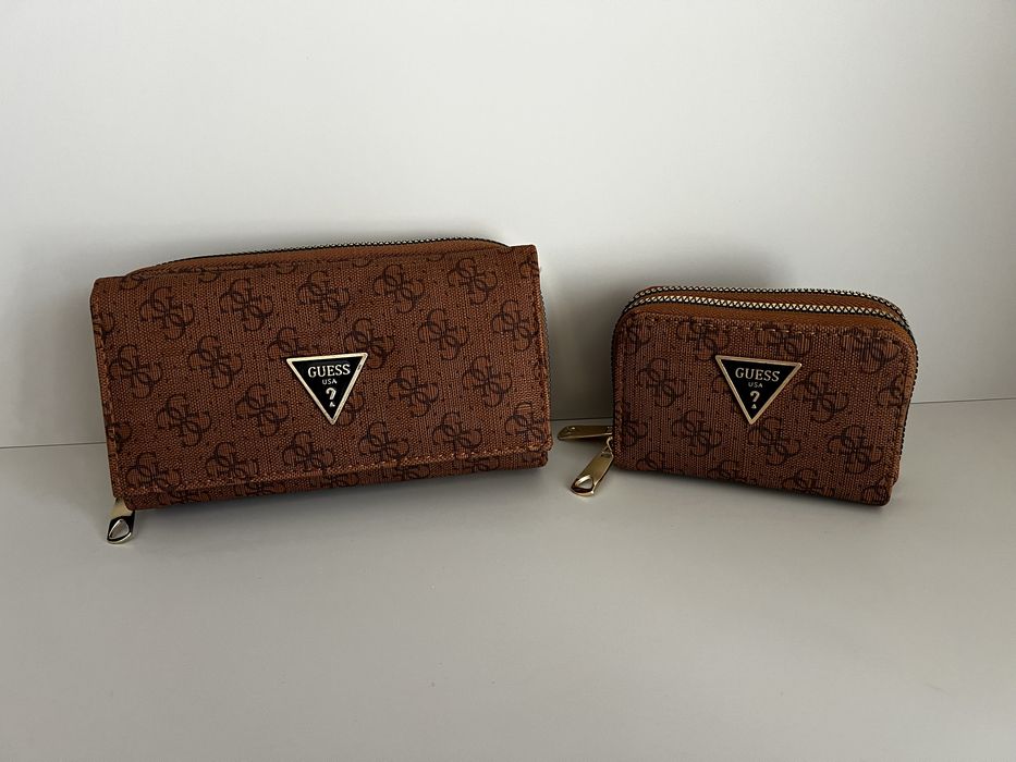 Дамски портфейли Guess