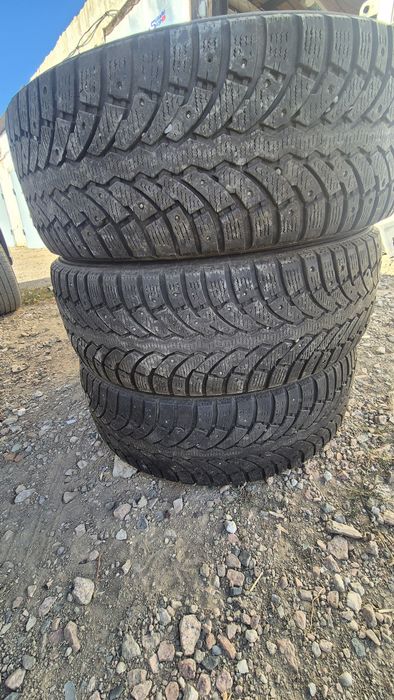Зимние шины 225/60R18