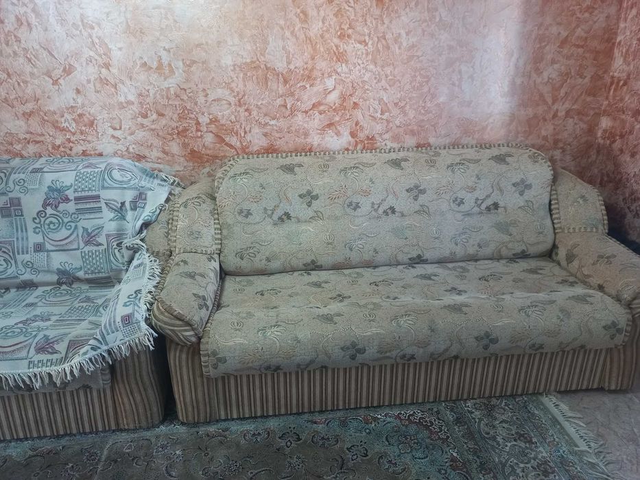 Продам диван тройка