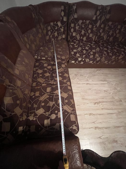Coltar extensibil cu fotoliu