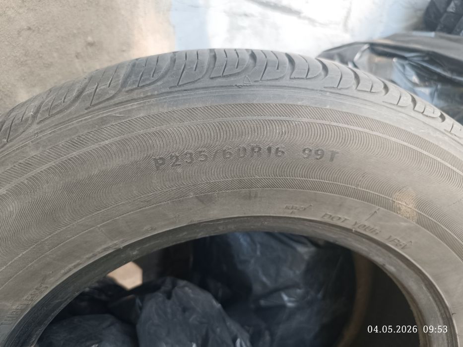 Продам отличную резину 16