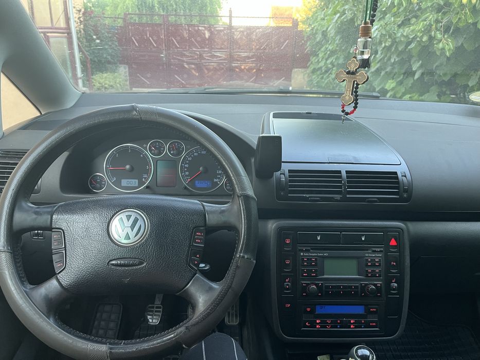 VW Sharan 1.9 Diesel 131 cp
