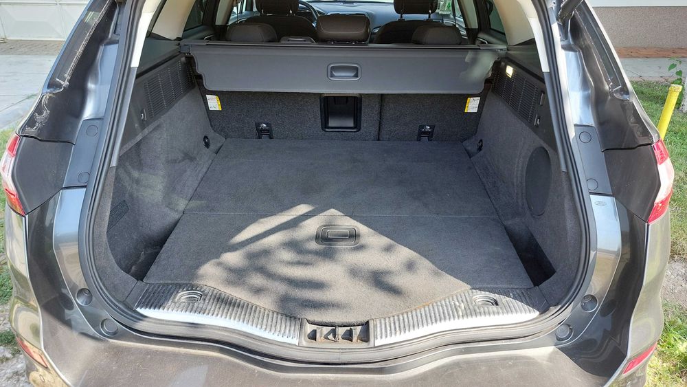 Vand Ford Mondeo "Titanium"