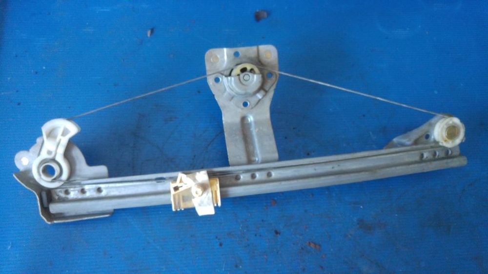 macara manuala stanga spate renault laguna 2