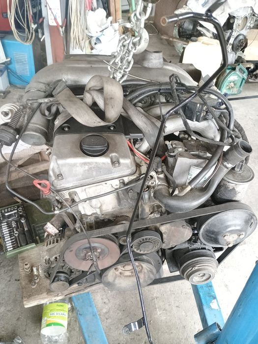 Motor Mercedes w124