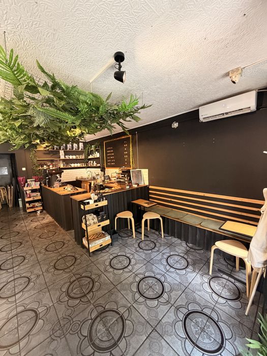 Spatiu comercial/Cafenea