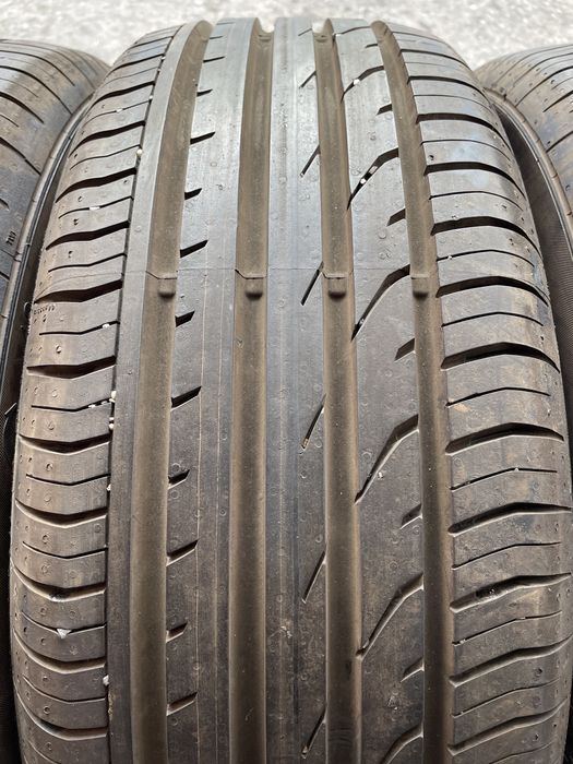 4 броя Летни Гуми 215/55/18 Continental