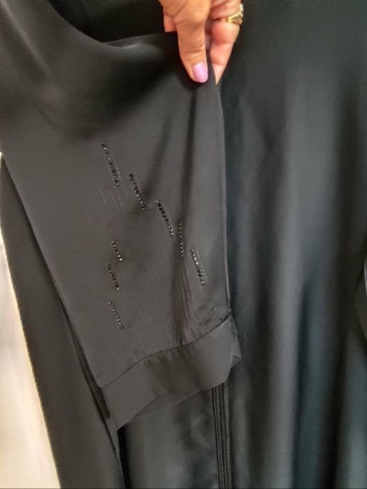 Abaya, caftan, rochie tradiționala