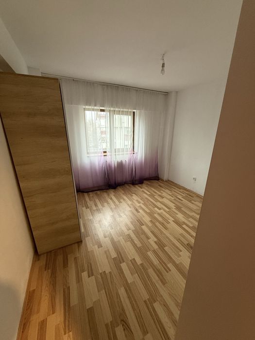 Inchiriere apartament 3 camere